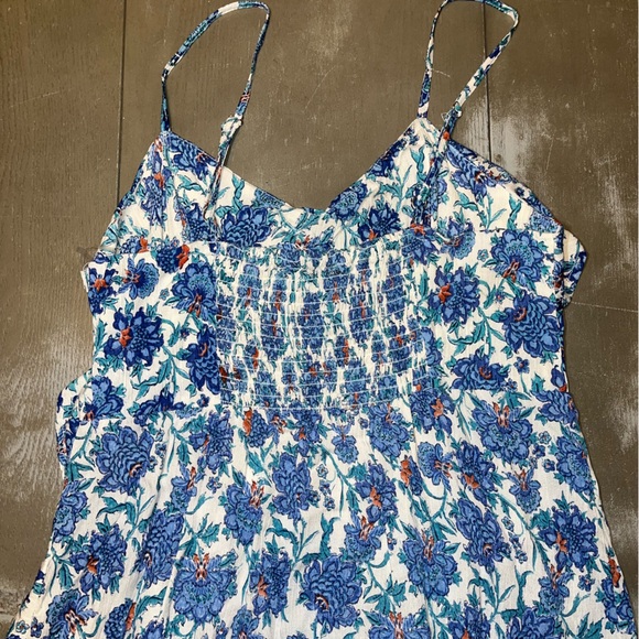 Angie White Blue Floral Sundress Asymmetrical Ruffled Ladies Medium NWT - Picture 7 of 8